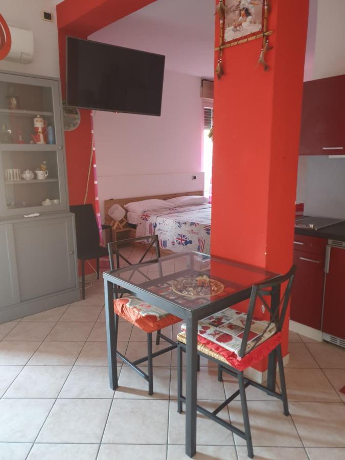 Romeo1 Leilighet Gallarate Eksteriør bilde